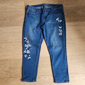 Gap Girlfriend Denim Jeans with Embroidered Flowers